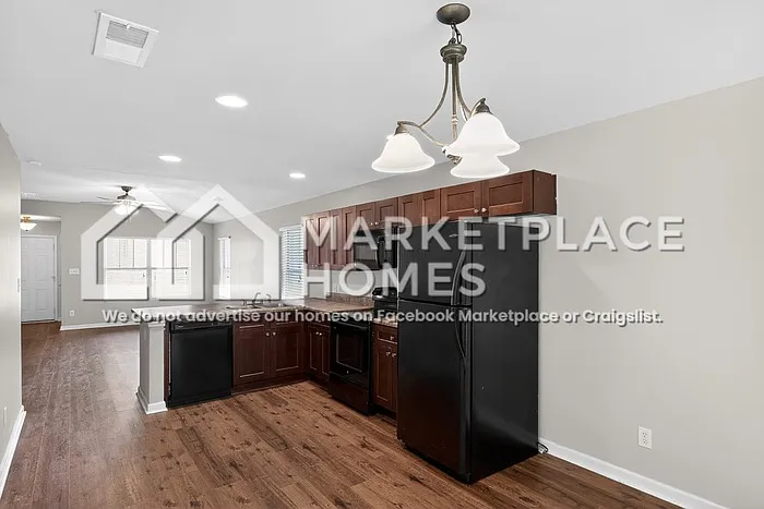 203 Sedgewick Dr — Photo 5