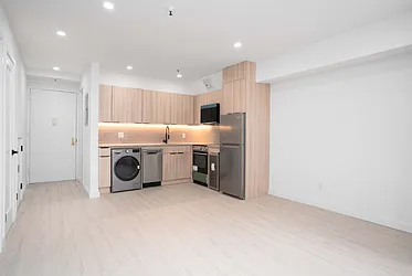 Rented by R New York