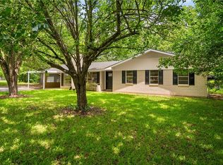 220 E Meade Rd, Pollock, LA 71467