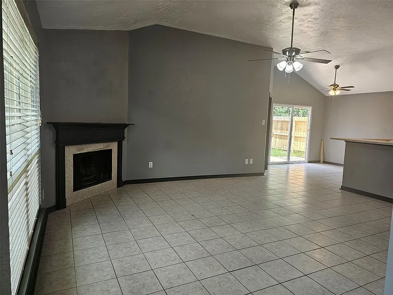 19738 Swan Valley Dr — Photo 3