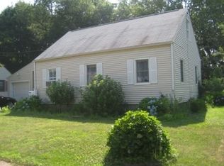 200 Greystone Rd, Bridgeport, CT 06610