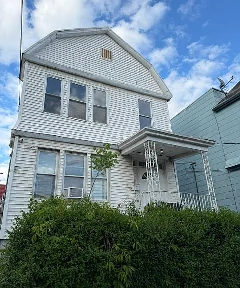 24 Cator Ave — Photo 13