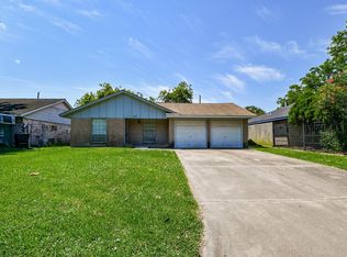 618 Hollyvale Dr, Houston, TX 77060