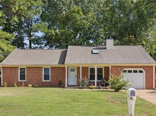 238 Gena Ct, Newport News, VA 23602