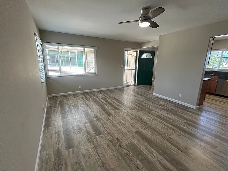 1149-1155 Felspar Street — Photo 16