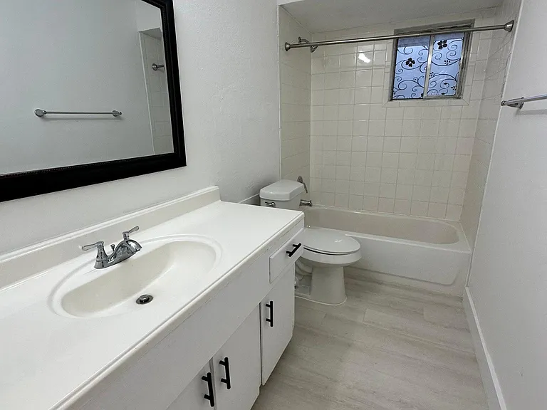 4330 Bowser Ave #109 — Photo 14