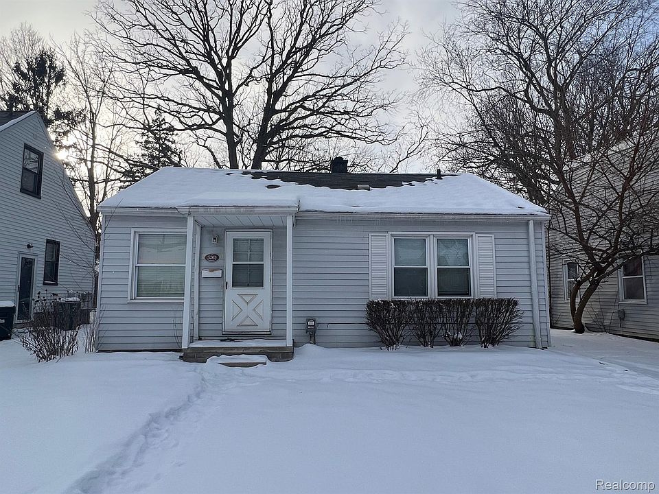 1st image of 3203 Goodrich St