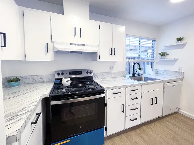 2365 Fallingtree Dr — Photo 17