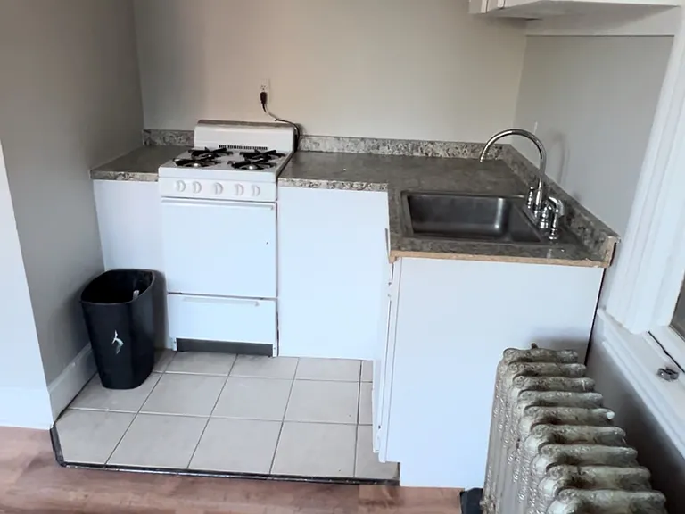 83 Englewood Ave #7 — Photo 14