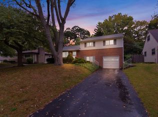 1390 Bryson Rd, Columbus, OH 43224