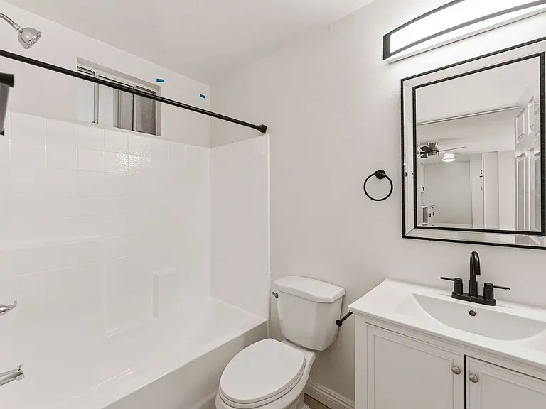 Chateau Nicole - Hulac West, LLC — Photo 23