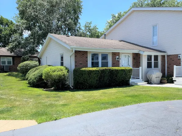 311 Northwestern Ct Unit A, Bloomingdale, IL 60108