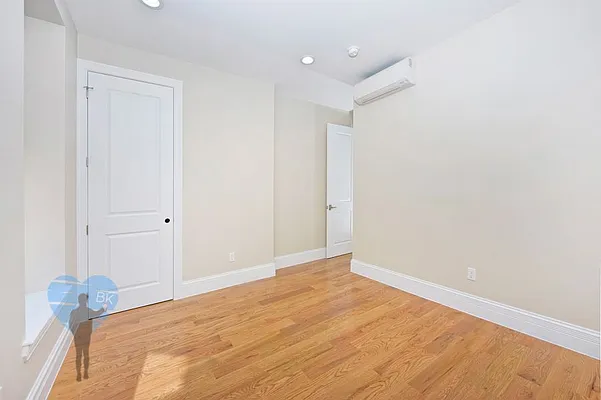 Rented by Next Door Realty NYC | media 8