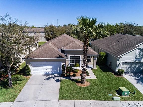 2nd image of 9632 Heron Pointe Dr