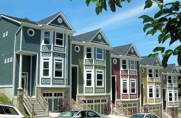 1st image of 2113 Herrick Ave