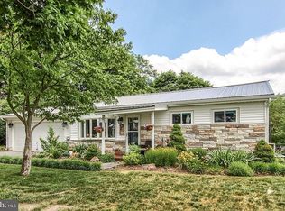 1967 Armstrong Valley Rd, Halifax, PA 17032