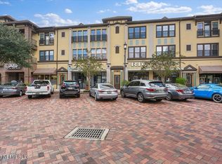 9823 Tapestry Park Cir #112, Jacksonville, FL 32246
