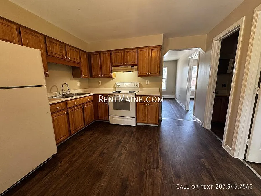 8 Priest Hill Rd #2