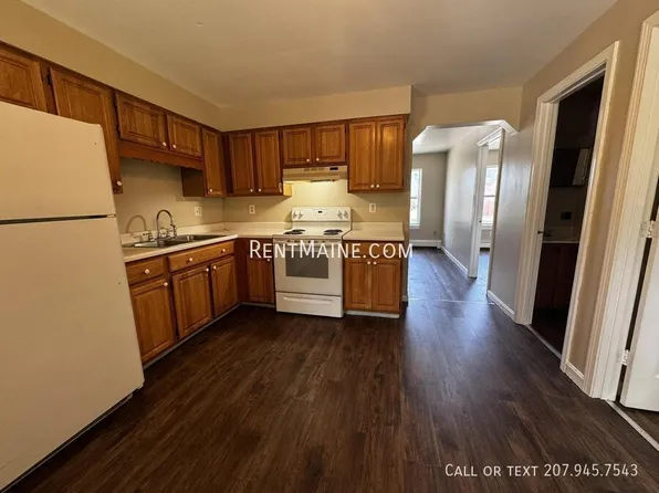 8 Priest Hill Rd #2, Vassalboro, ME 04989