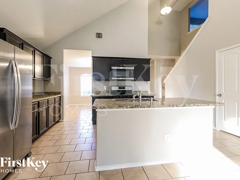 21699 Horseshoe Dr — Photo 6