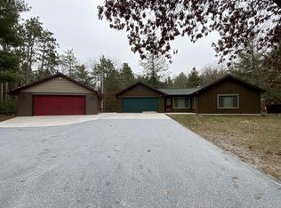 E2941 Phylane Rd, Lone Rock, WI 53556