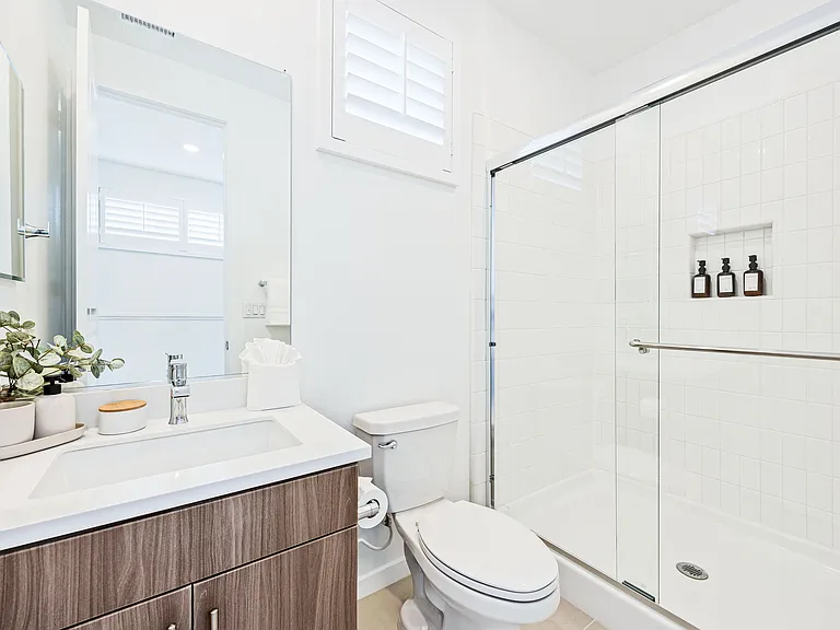 Full bath upstairs with tub _ everyone's covered for showers.