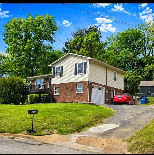 205 Edgewood St Photo 1