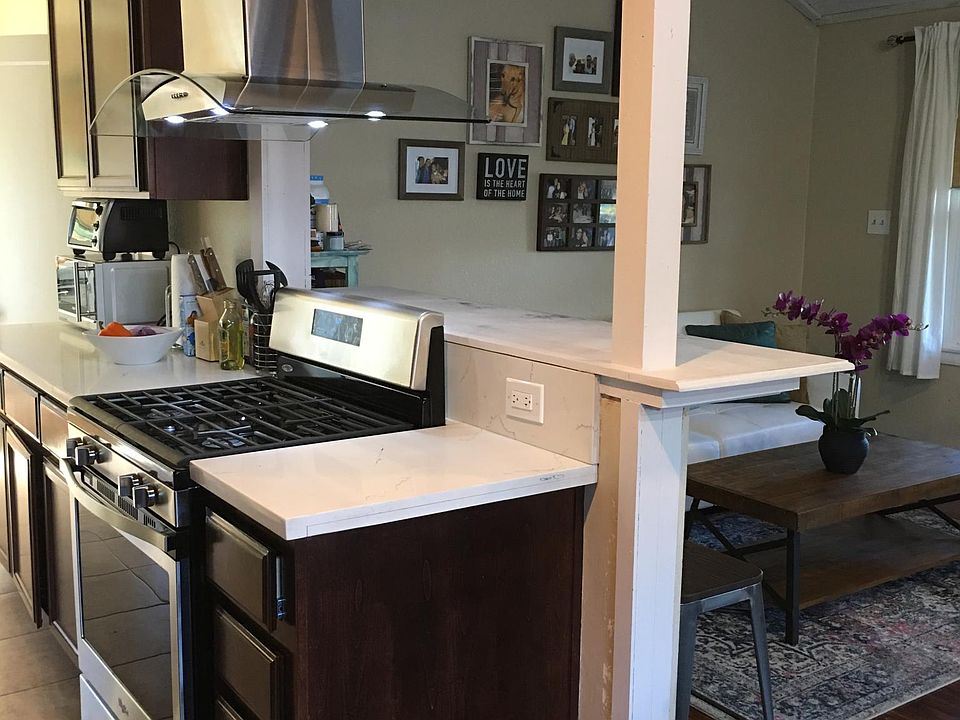 2nd image of 5842 Belleau Wood Ln