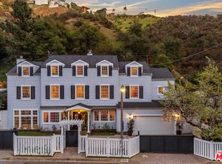 1850 Roscomare Rd, Los Angeles, CA 90077