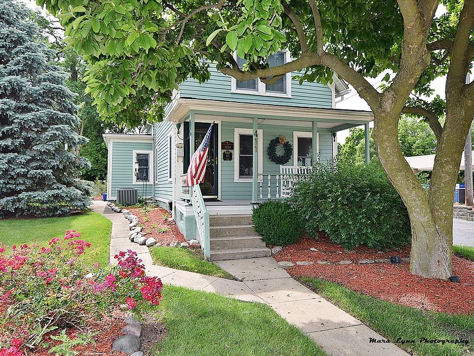 1st image of 411 S 1st St