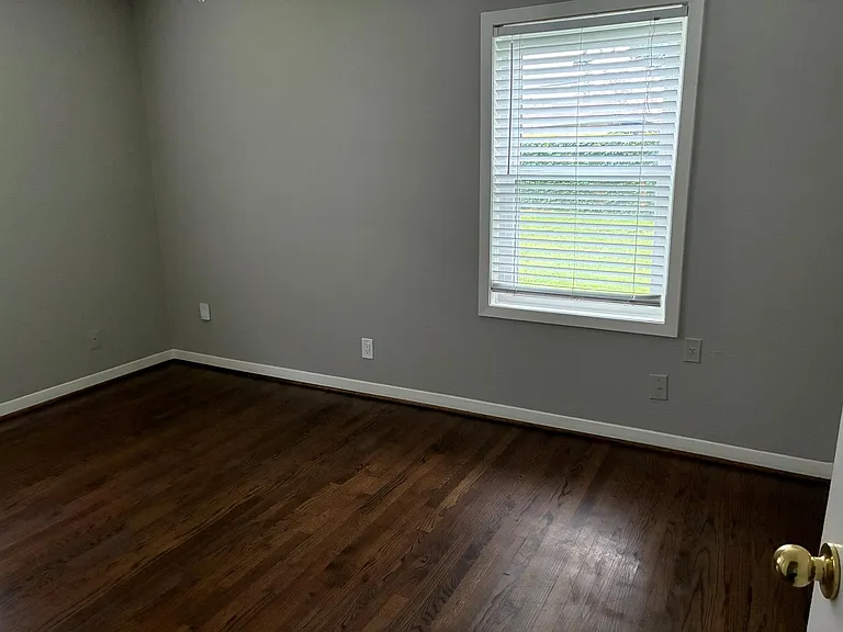 7414 Marinette Dr — Photo 21