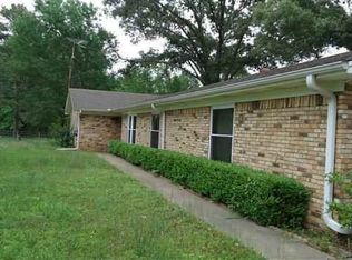 113 Cox Ln, Longview, TX 75605