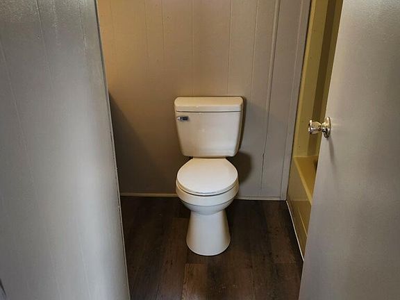 4th image of 434 Tunnelton St #16A