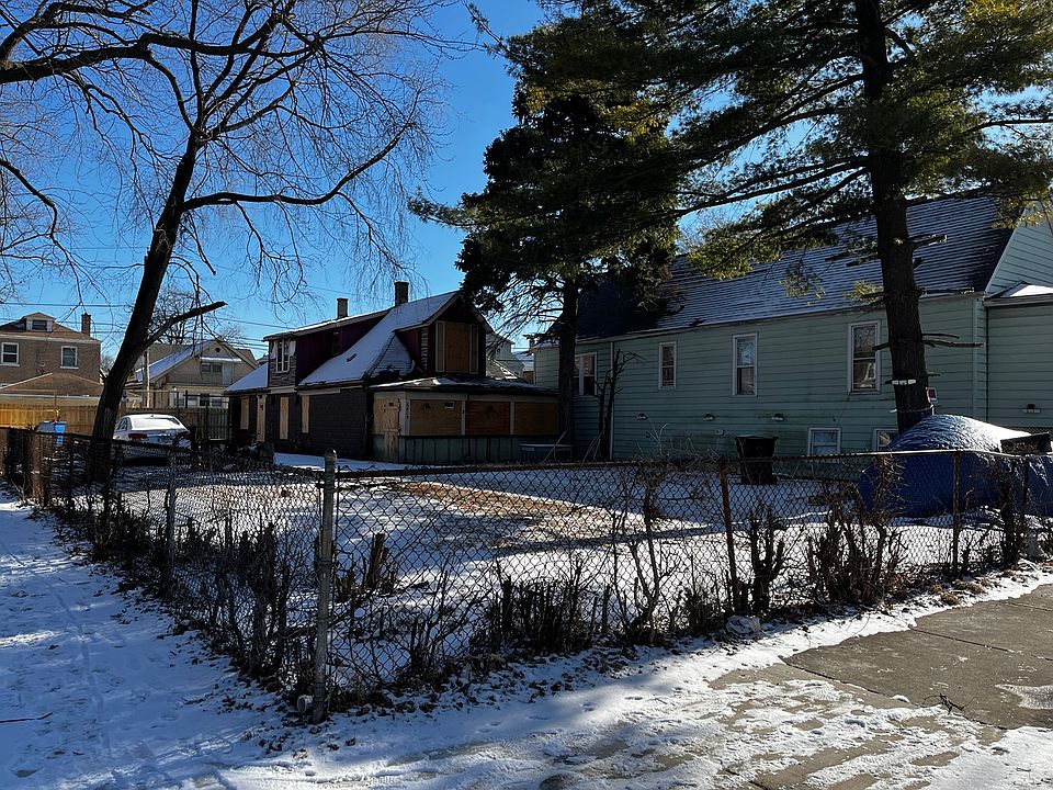 1st image of 6805 S Maplewood Ave