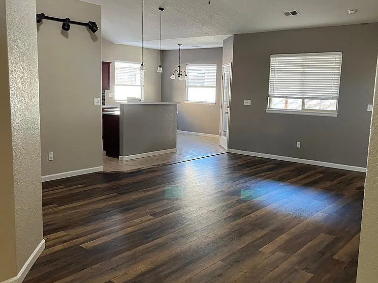 664 Tabor Ave — Photo 5