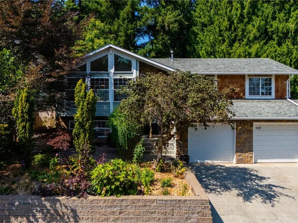 1127 204th Place SE, Bothell, WA 98012