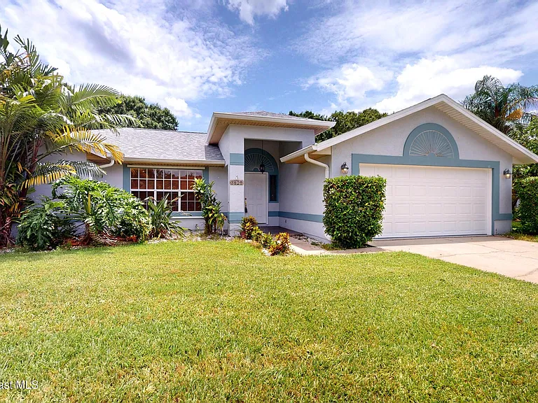 3620 Whisperwood Cir — Photo 17