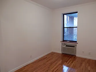 Rented by Aimee Grodanz, LREB