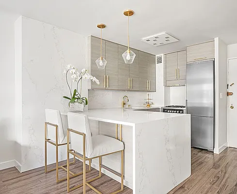 Sold by Compass | media 2