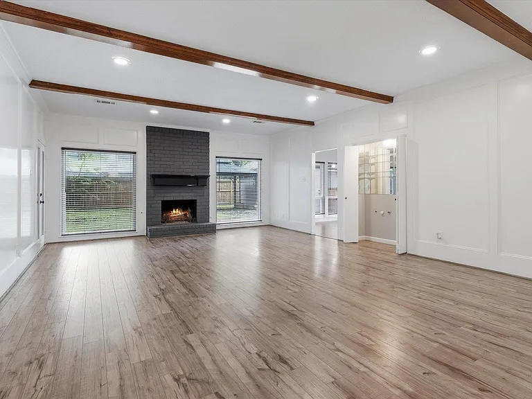 12015 Fawnview Dr — Photo 3