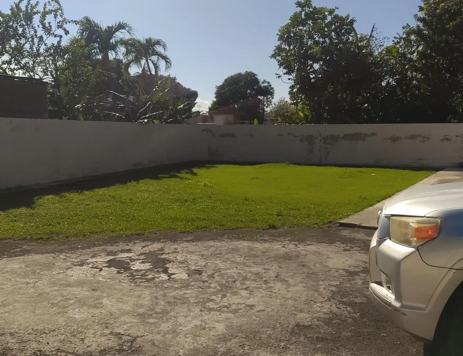 3 bed, 1.5 bath, 2500 sqft, $1,400 — Photo 3