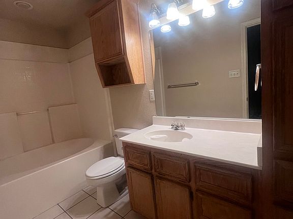 5th image of 4504 Pennington Ave #A