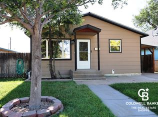 1706 N 9th St, Garden City, KS 67846