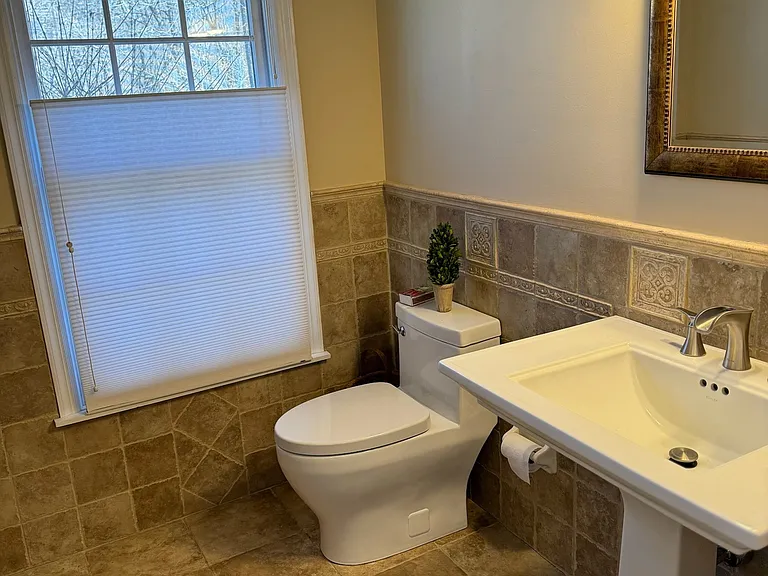 11 Van Campen Ln — Photo 26
