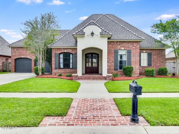 102 Creek Bnd, Lafayette, LA 70508