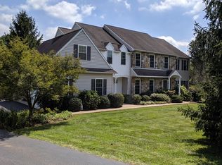 403 Queens Gate Ln, Lincoln University, PA 19352