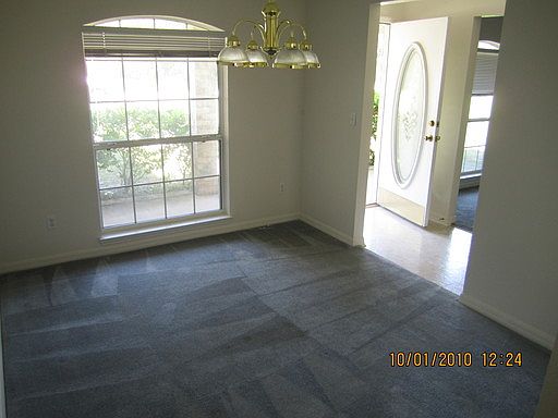 4th image of 1614 Fentress Ave
