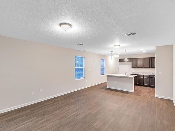 5th image of 8116 Free Ave