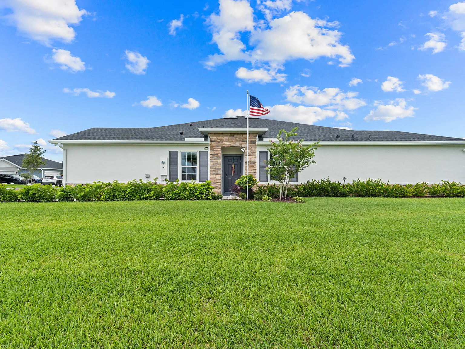 3 bed, 2.0 bath, 1503 sqft, $2,700 — Photo 1