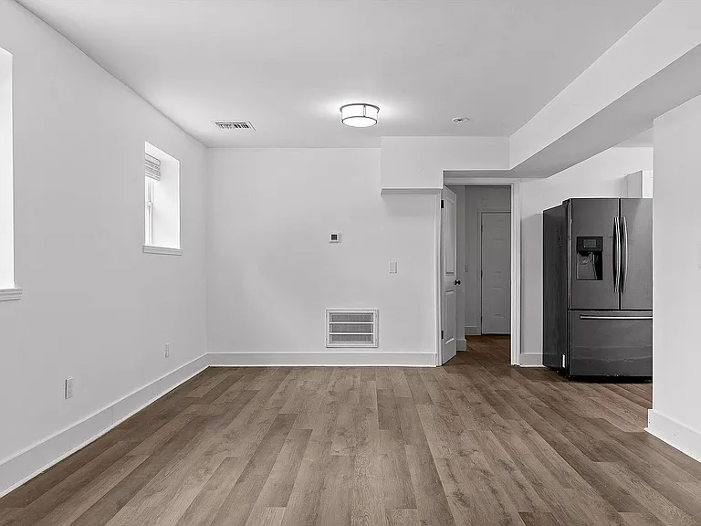 200 S Aster Ave #C — Photo 10